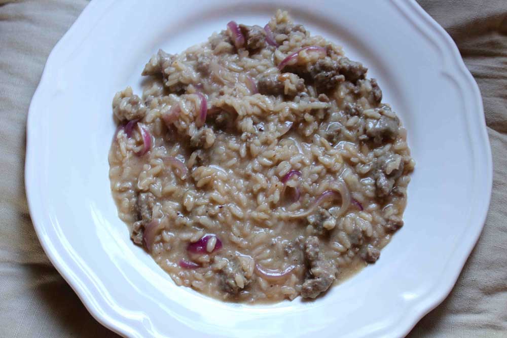 Risotto-con-cipolle-tropea-e-salsiccia-mantovana-3